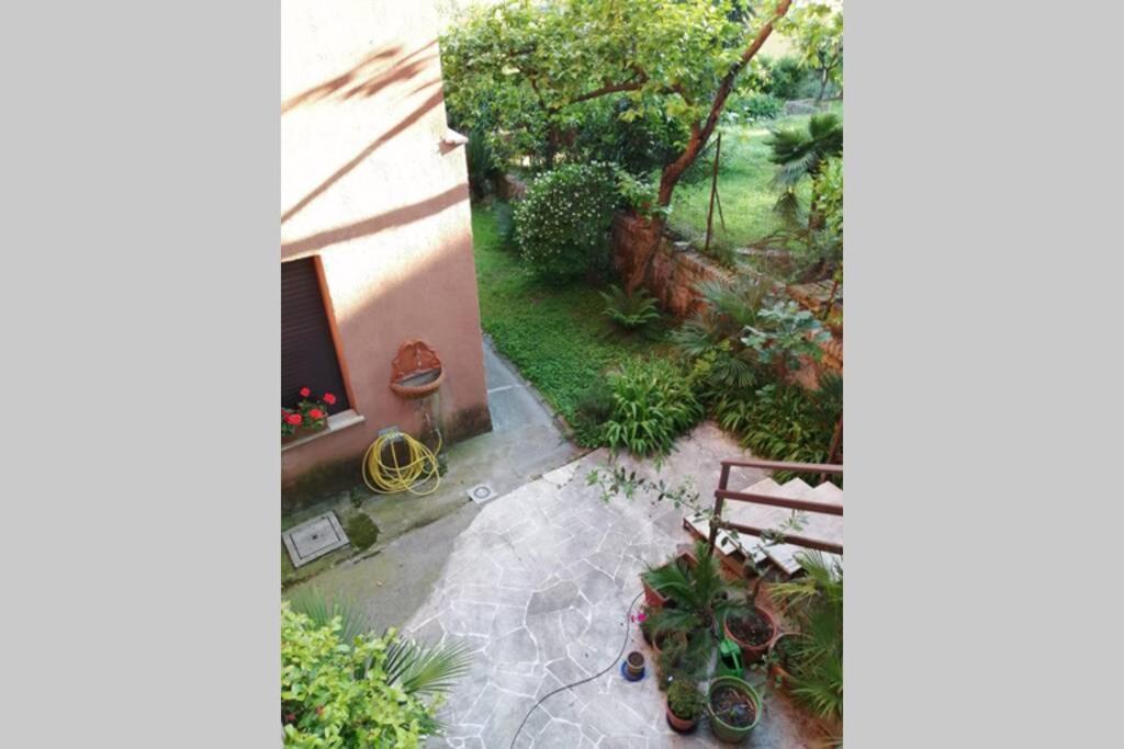 Apartamento La Casa Della Mia Famiglia Roma Exterior foto